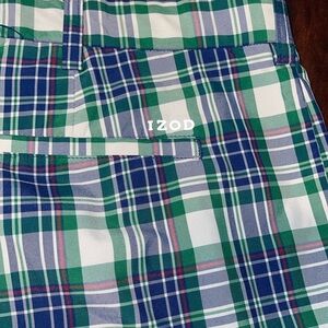 Izod plaid golf shorts